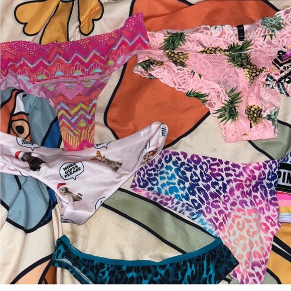 Panties bundle - Picture 4 of 10